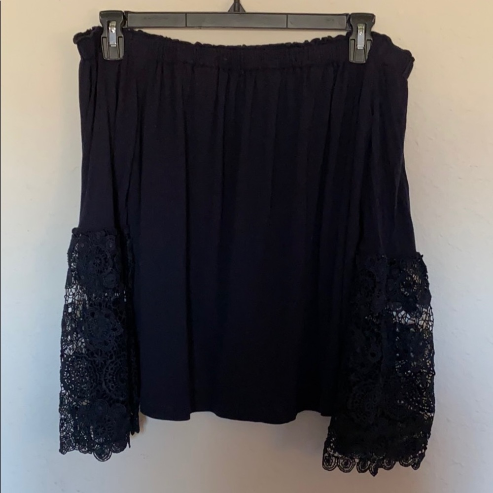 LOFT Bell Sleeved Top